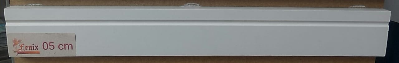 Rodapé fenix 5 cm.jpeg